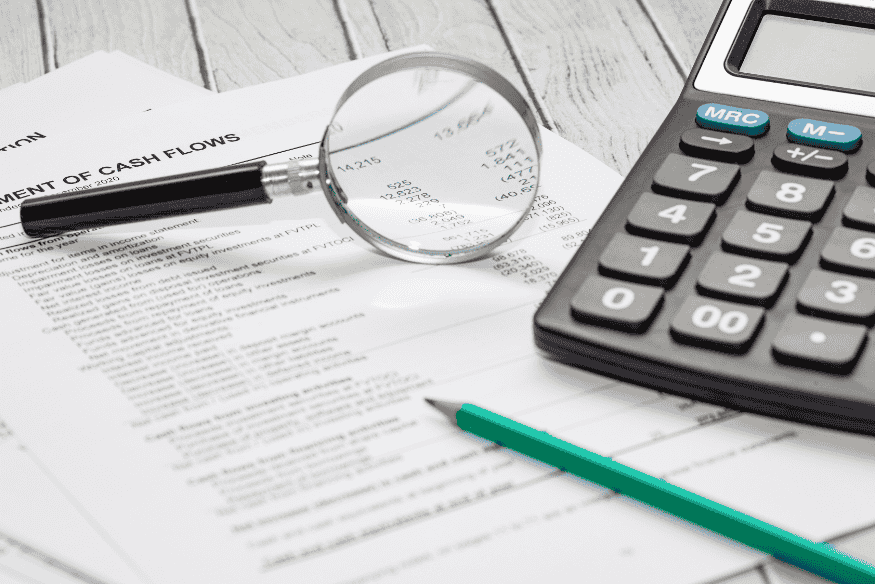 Contratti e preventivi: clausole essenziali per tutelare margini e tempi di pagamento