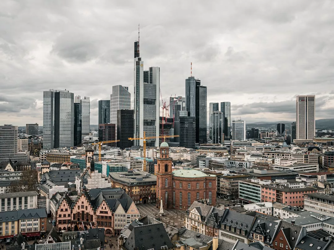 Deutsche Bank Italia: Recensione Completa dei Servizi Bancari e Digitali per Privati e Aziende