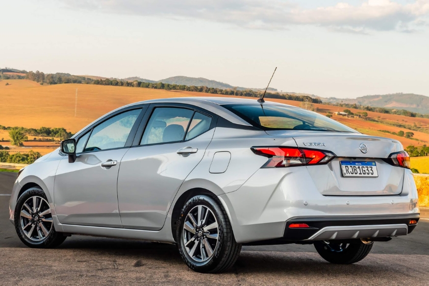 Nissan Versa: Compacto e econômico